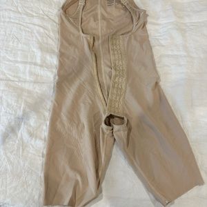 Post Tummy Tuck/Liposuction Compression Shapewear